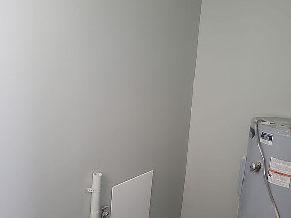 4th image of 2431 Knox Dr