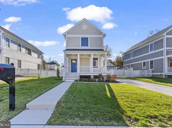 717 60th Pl, Capitol Heights, MD 20743