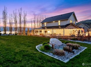 228 Porcupine Ln, Chelan, WA 98816