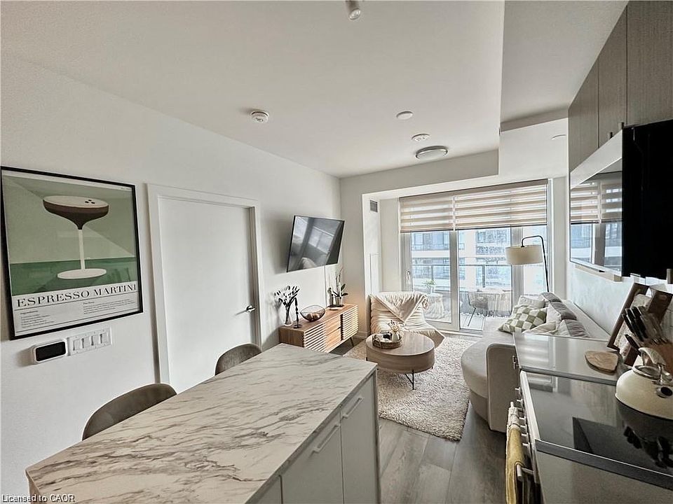 1st image of 15 Wellington St S #1114