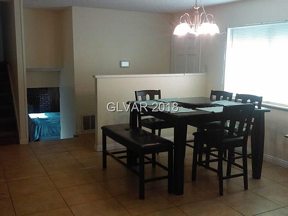 3rd image of 2538 Tournament St