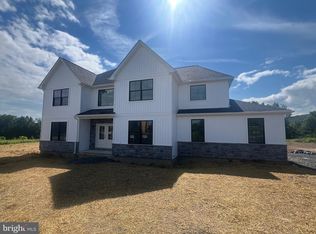 9 Sage Ct, Lehighton, PA 18235
