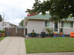 329 S Ridge Dr, Cleveland, OH 44109