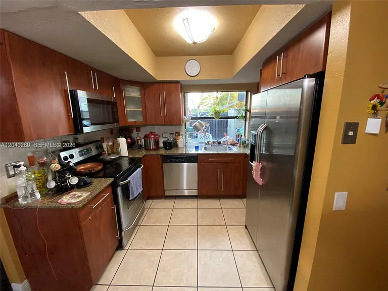 4875 SW 152nd Pl #C-96 — Photo 7