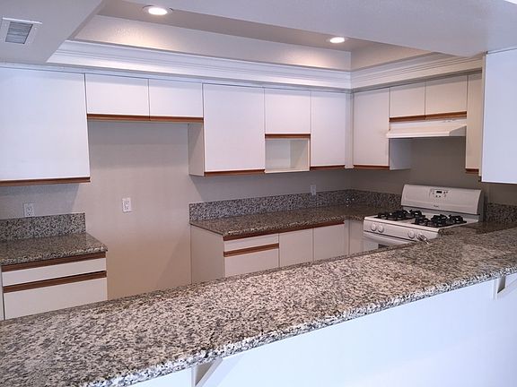 3rd image of 11347 Nebraska Ave APT 301