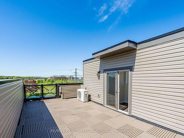 30 Dunsheath Way #527 — Photo 21