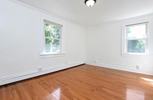 8 Laurel Ave — Photo 14