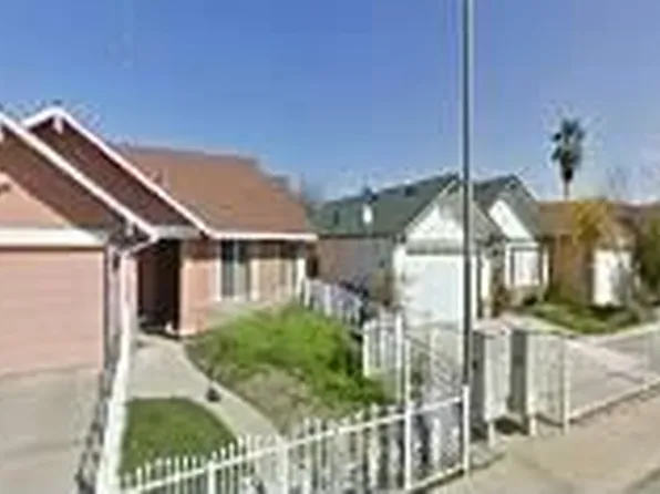 2037 Boulder Creek Dr, Modesto, CA 95351