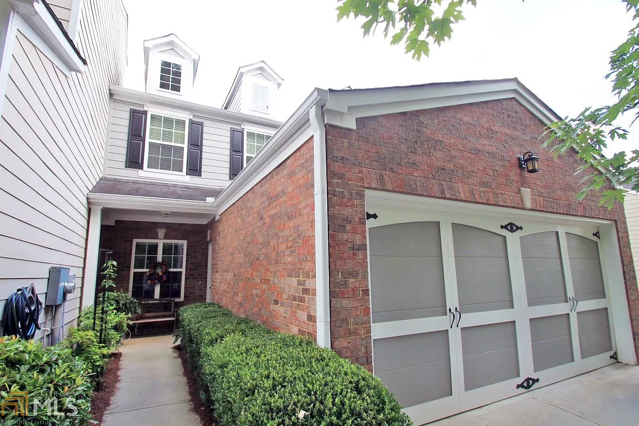 119 Spring Way Sq photo 1