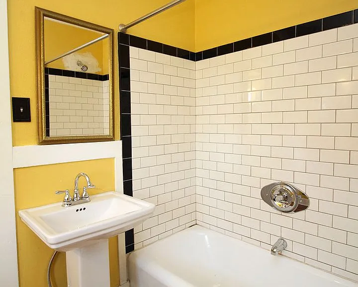 141 NE Bryant St — Photo 20