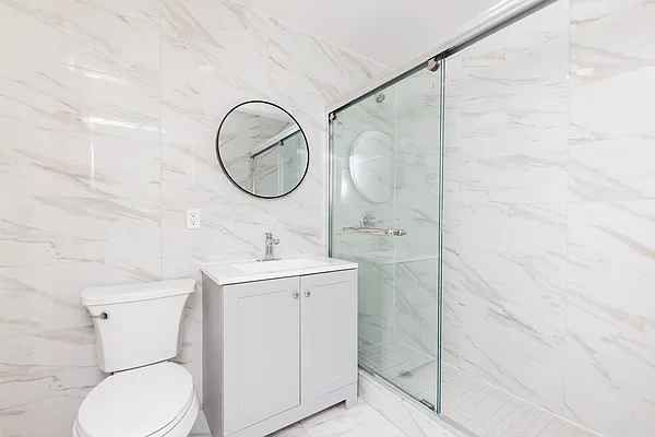 Rented by Oxford Property Group | media 27