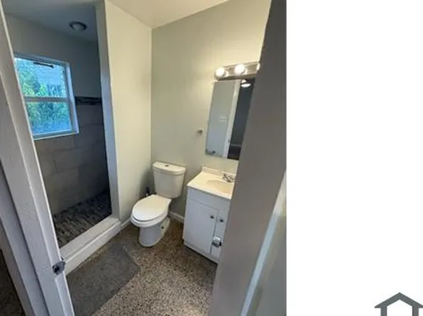 1032 Cadillac Dr, Daytona Beach, FL 32117
