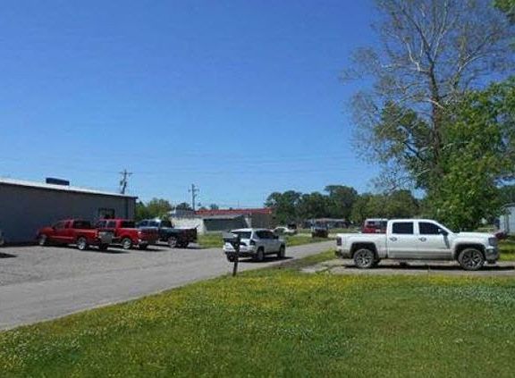 5th image of 1822 Pleasant Valley Pl