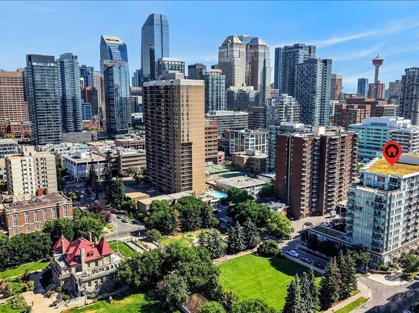 626 14th Ave SW #1203, Calgary, AB T2R 0X4