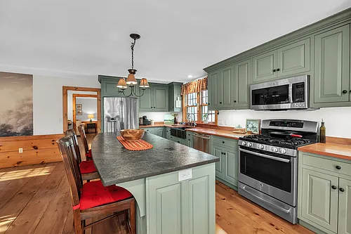 73 Champeaux Rd Photo 1