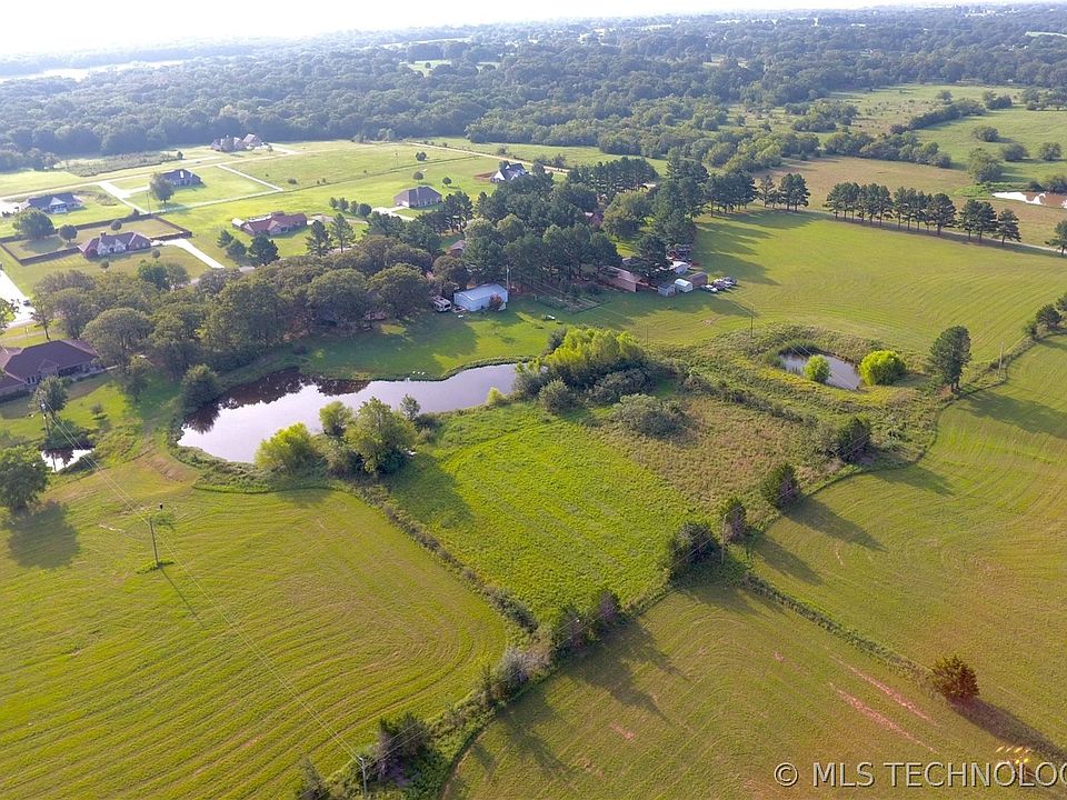 2nd image of N Hill Rd