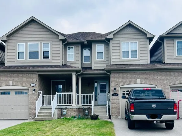 110 Majesty Blvd, Barrie, ON L4M 0E5