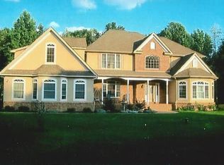 163 Riverside Dr, Elkton, MD 21921