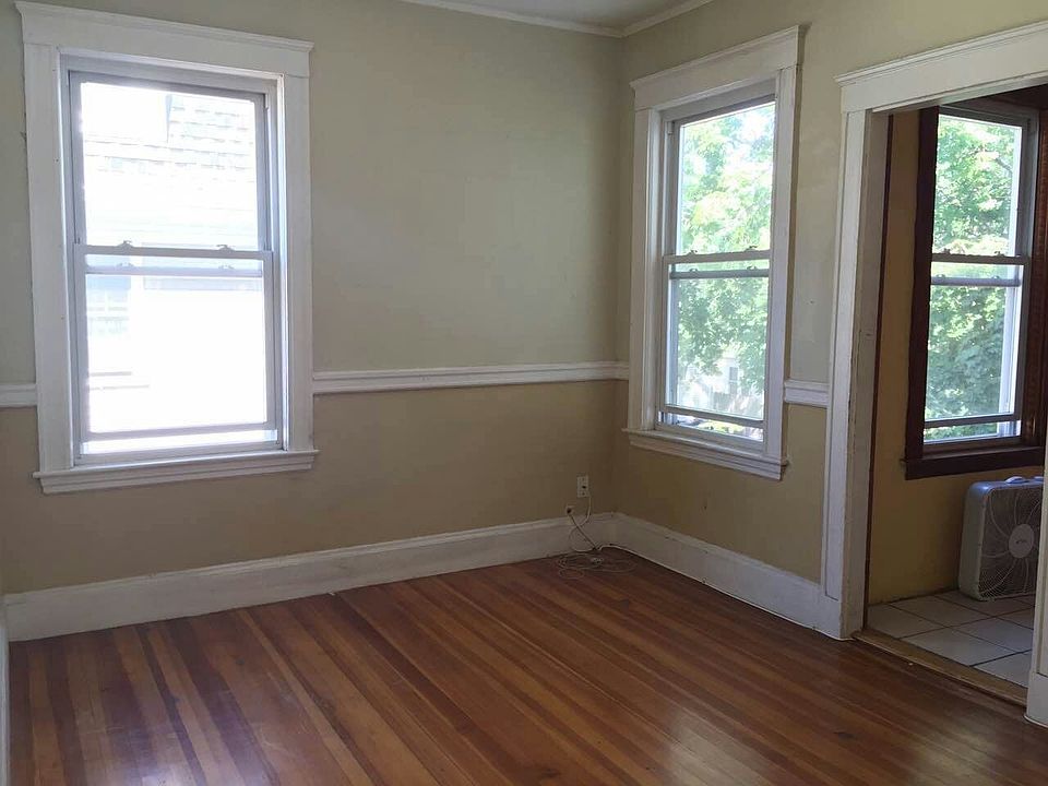 2nd image of 4 Adamson Street # Fl 2nd