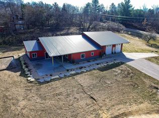 E9282 County Rd W, North Freedom, WI 53951