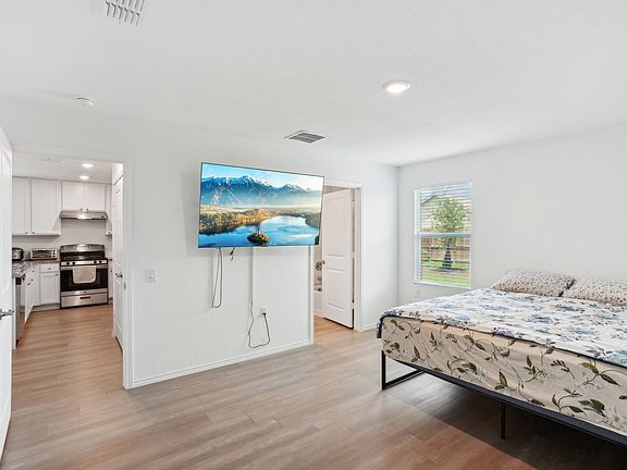 5th image of 4539 Emma Way
