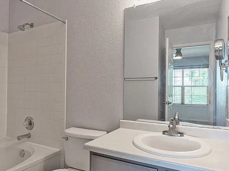 240 W Jamison Cir #27 — Photo 12
