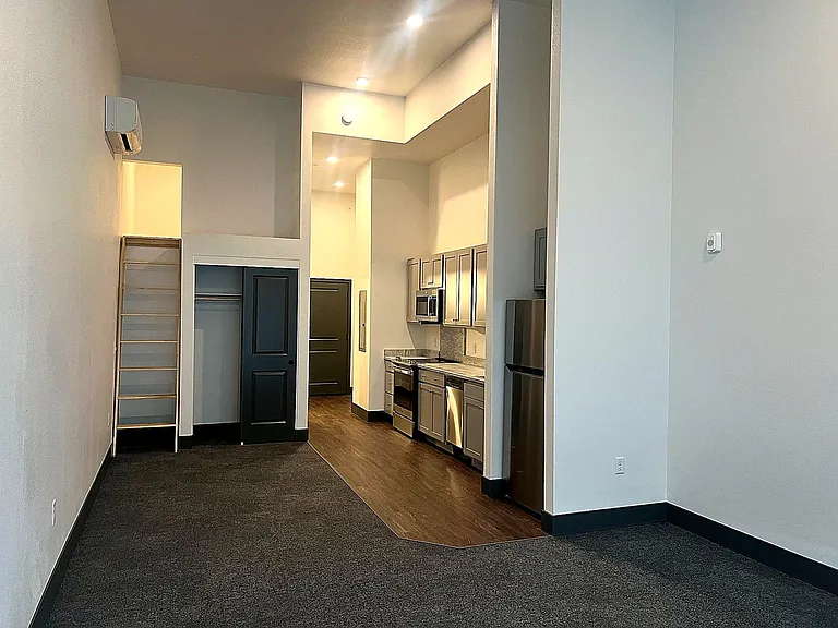 Printshop Lofts - Luxury Artist Lofts in Reno's Brewery District — Photo 14