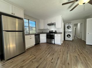 2019 N Thompson St #B, Conroe, TX 77301