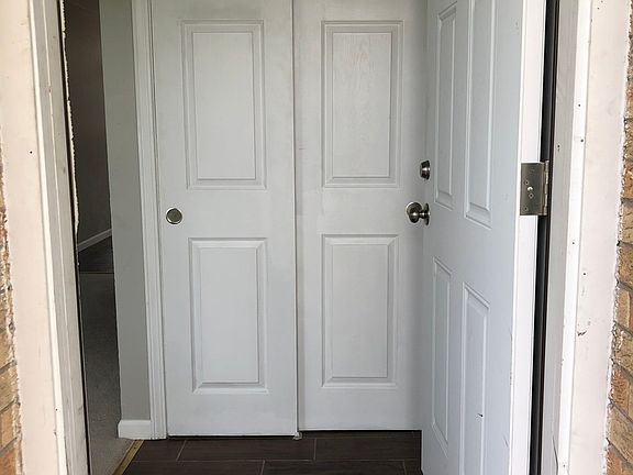 3rd image of 2122 S Chestnut St APT C