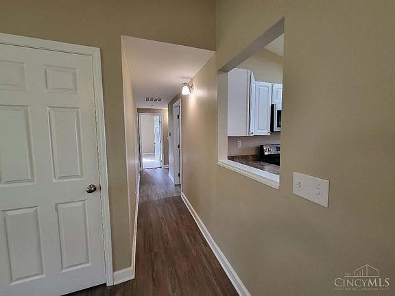 5th image of 145 Osborne St