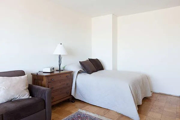 Sold by Brick Citi Realty NY DC INC | media 8