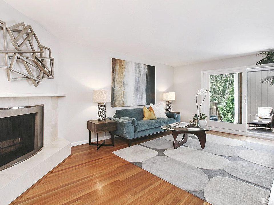 1st image of 125 Los Palmos Dr