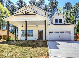 3131 Bay St, Scottdale, GA 30079