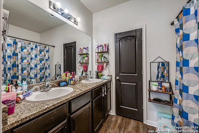 6122 Underwood Way — Photo 14