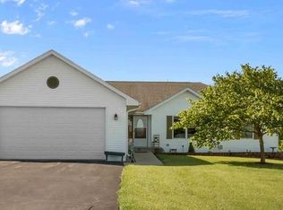 5943 Christine Ct, Burlington, WI 53105