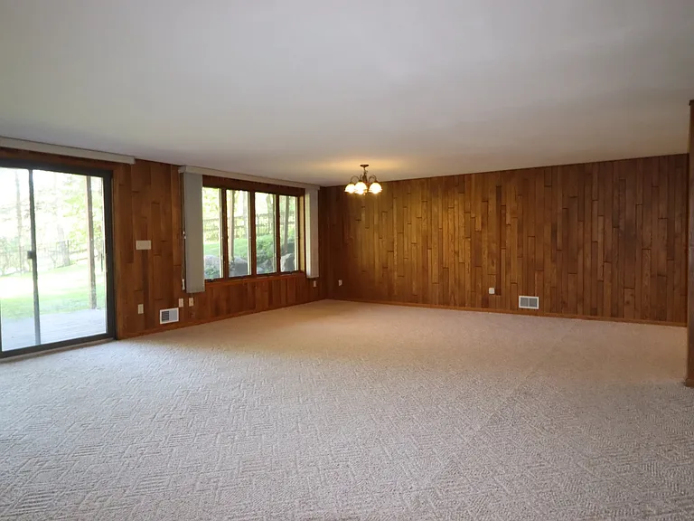 5081 Valley Heights Rd — Photo 32