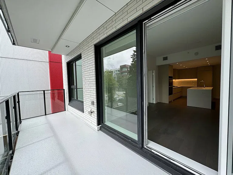 5168 Cambie St #213 — Photo 15