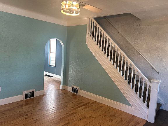 5th image of 713 Peck St