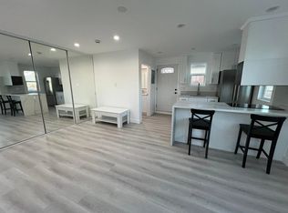 6945 Aura Ave, Reseda, CA 91335