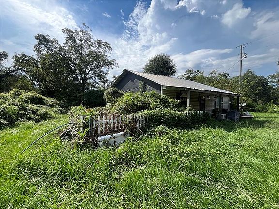 4th image of 23328 Honeysuckle Rd