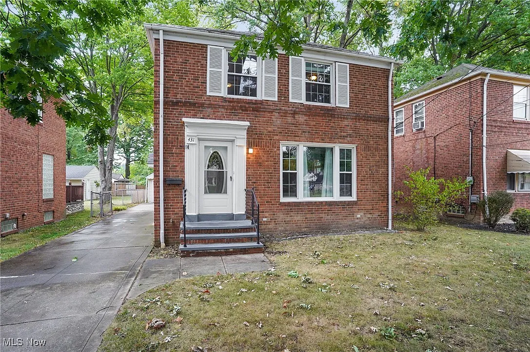 431 Lloyd Rd photo 1