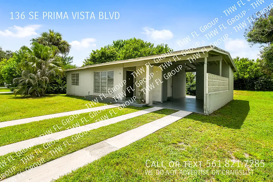136 SE Prima Vista Blvd