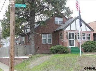 2452 Ida St, Omaha, NE 68112