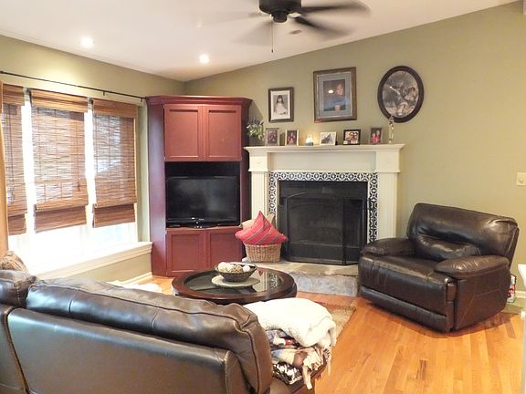 2nd image of 5151 Pebble Creek Trl
