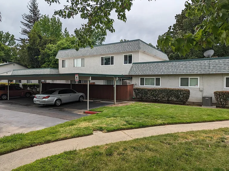 8906 Lanier Way #C — Photo 30