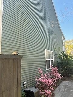 3rd image of 4832 Cane Pole Ln