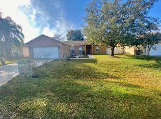 218 Canterbury Ct, Kissimmee, FL 34758