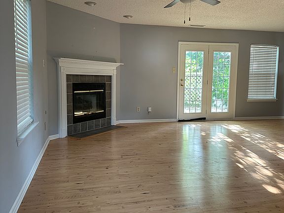 2nd image of 16655 Aulton Dr