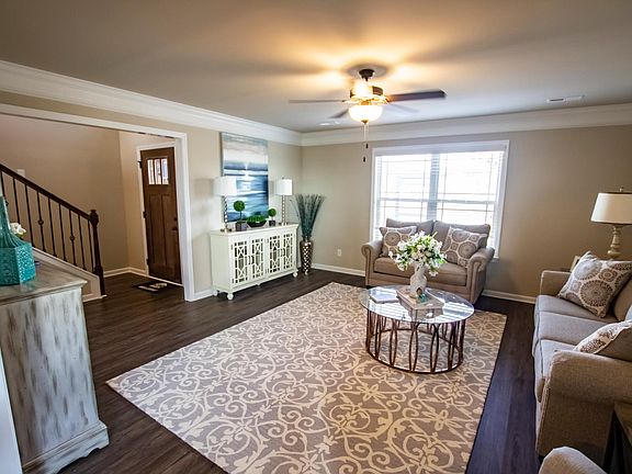 Front Room of Premier Series 2349 from Hyde Homes