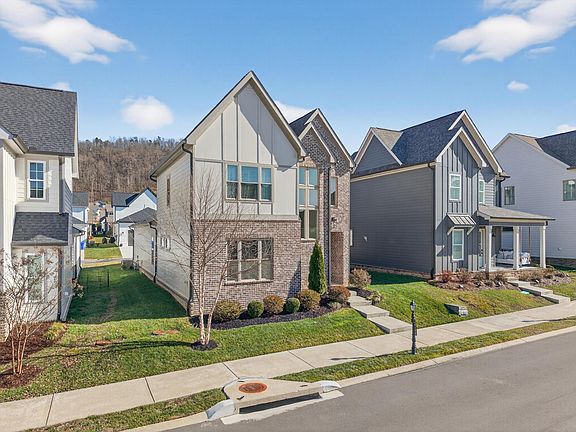 5th image of 4162 Barnsley Loop